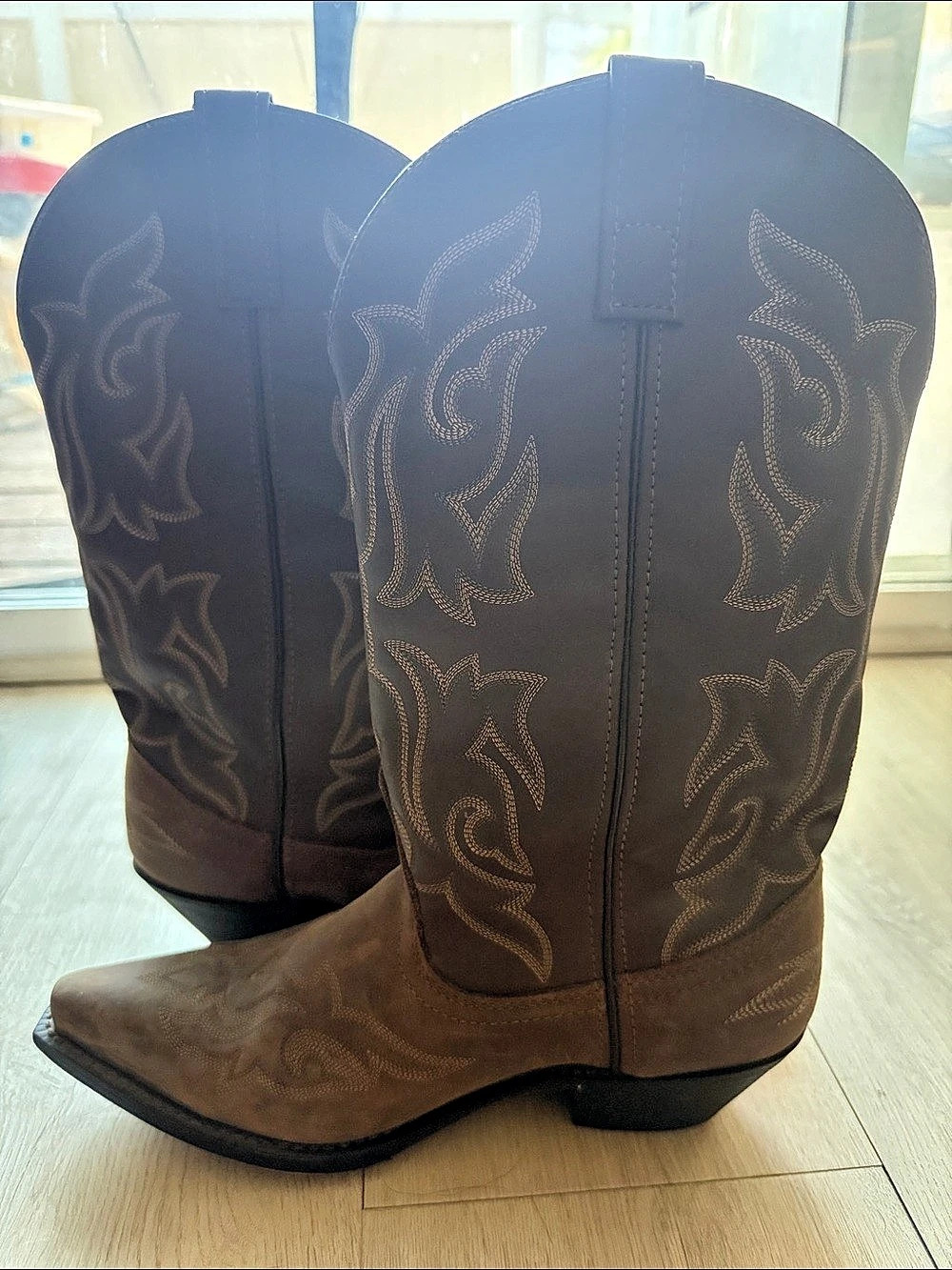 Laredo 5404 Women's Western Embroidered Boots in Brown Like New